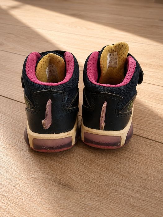 Sneakersy Geox 26 świecące