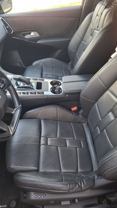 DS7 Crossback E-Tense GrandChic Hybrid