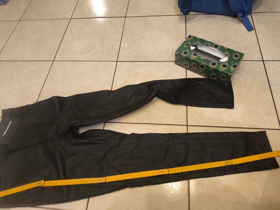 Spodnie eko skóra 40 L 42