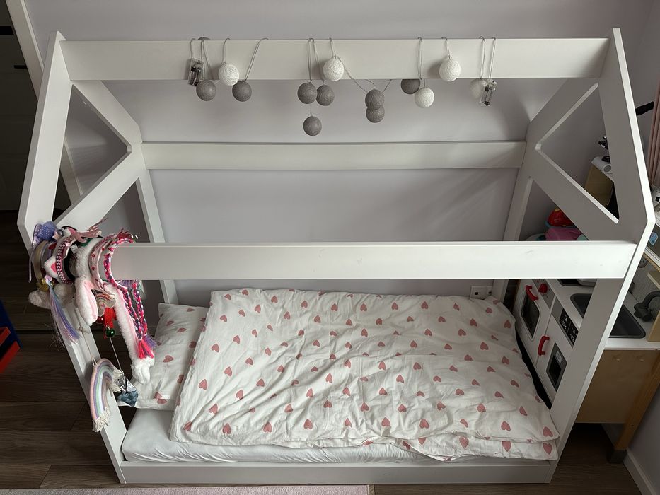 Łóżko dziecięce domek materac