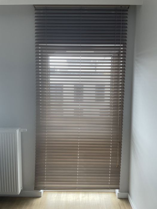 Żaluzja okiena drewniana