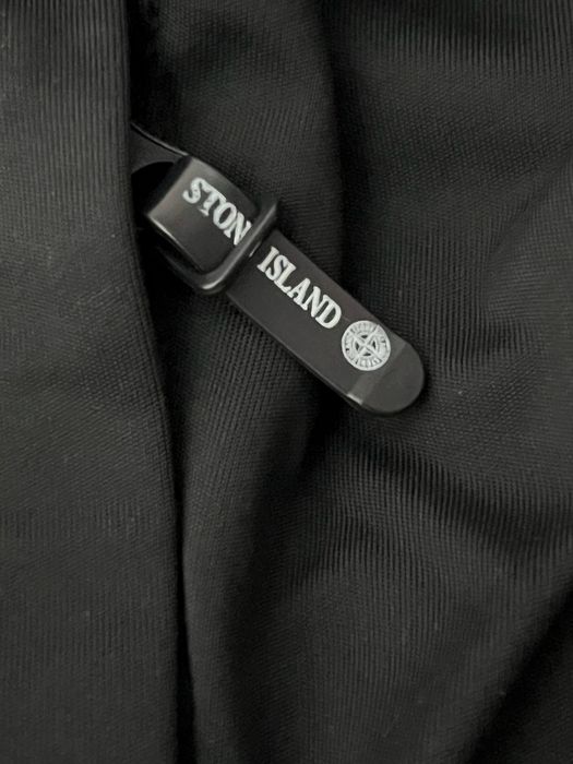 Продам чоловічій костюм stone island