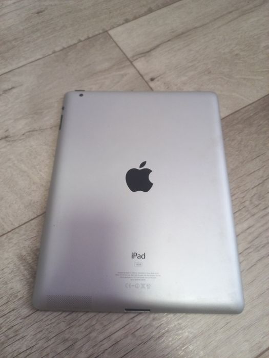 Продам Apple iPad 2  16 gb Модель  А1395