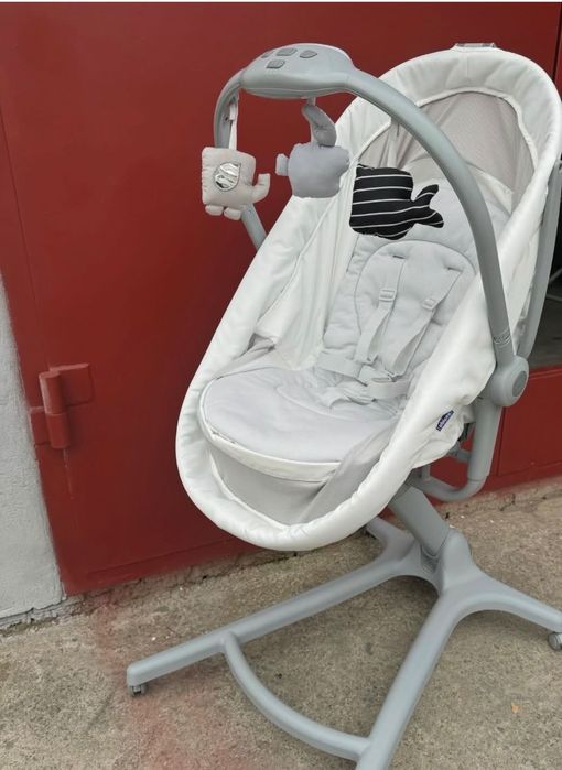 Колиска стільчик Chicco Baby hug 4в1