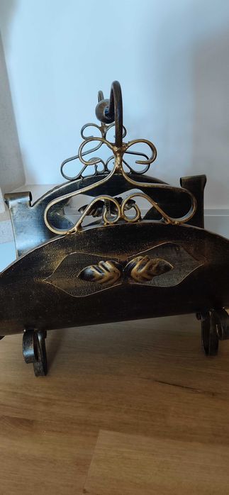 Suporte de ferro bronzeado para lareira