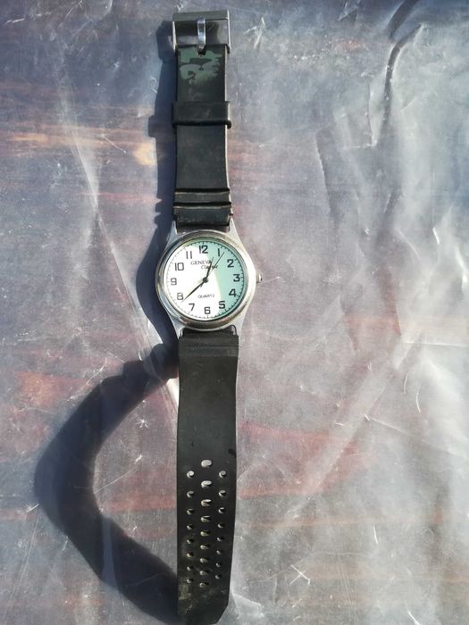 Годинник Geneva Classic