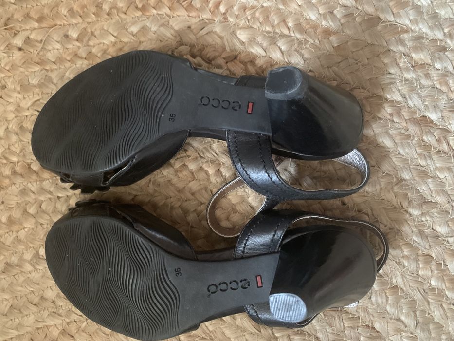 Sandały Ecco skóra nowe r. 36
