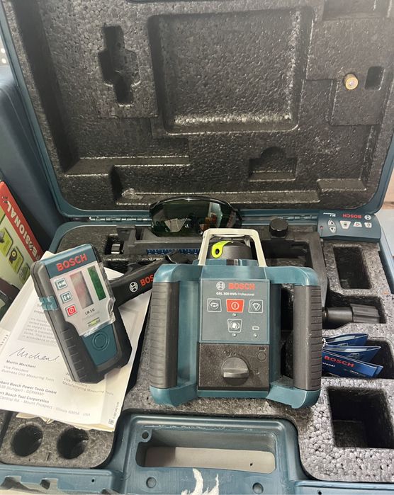 Ротаційний нівелір Bosch 300 set