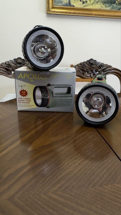 Conjunto de duaa lanternas a bateria