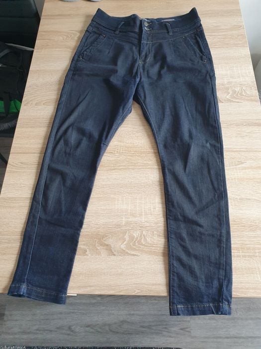 Jeansy Zara model Baggy
