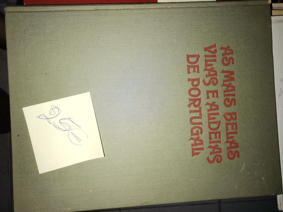 Livros antigos preço um pouco negociável.