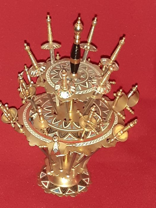 Espadas de Colecção com Suporte em forma de guarda chuva