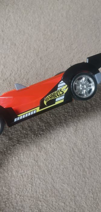 Auto Hot Wheels duże