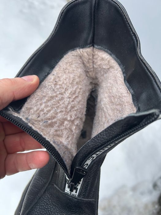 Шкіряні дівчачі чобітки