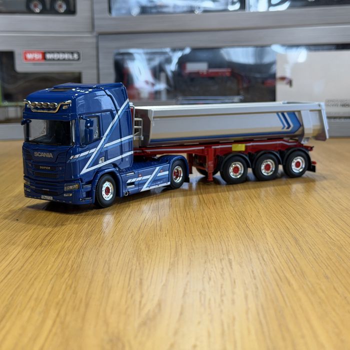 Model 1:50 WSI Scania R Highline 4x2 + naczepa