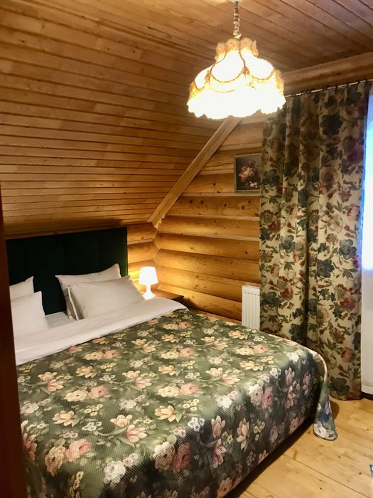 Затишний котедж для відпочинку біля самого лісу на 6+2 гостей