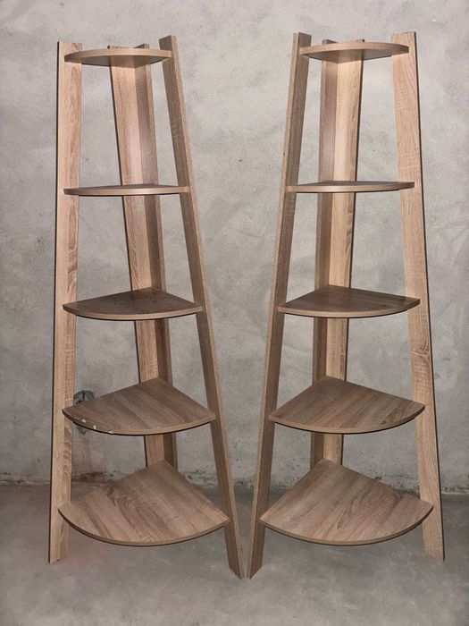 Стелажі доя офісу або магазину, салону