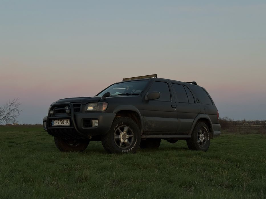 Nissan Terrano 2 повний привід, підготовлений для бездоріжжя