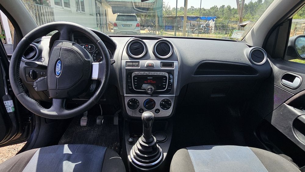 Ford Fiesta 1.25 Gasolina | 2007 | 209.000 km | 5 Portas