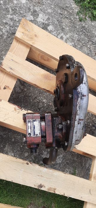 Multiplikator z pompą hydrauliczną