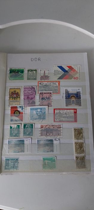 Znaczki pocztowe 300szt.