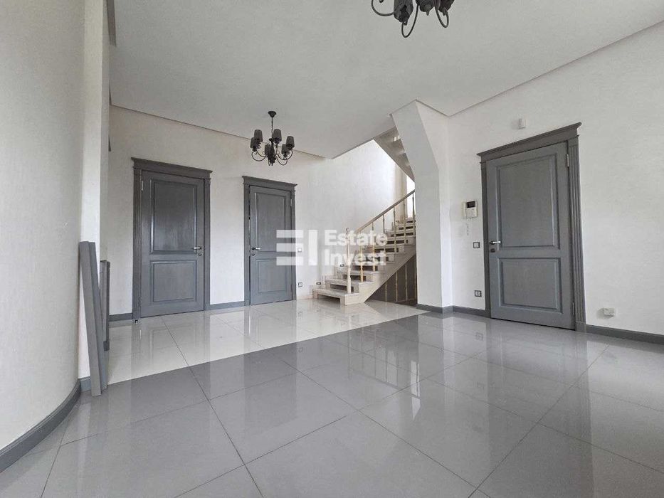 Продам будинок у с. Родичі