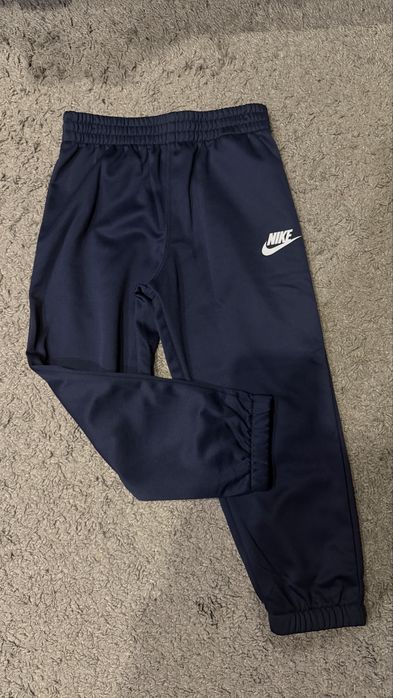 Продам костюм оригинал