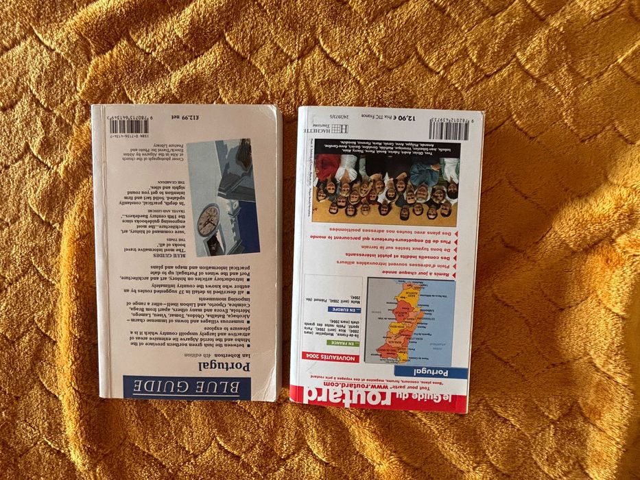 Conjunto de 2 Guias de Portugal o Routard e o Blue Guide.