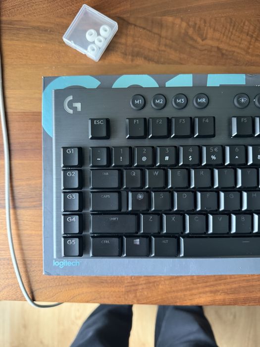 Teclado Logitech G915