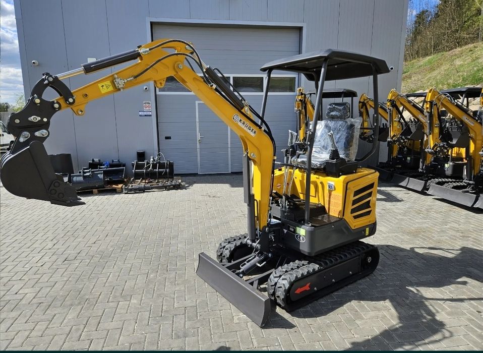 екскаватор KRÜGER XKW-18, двигун KUBOTA D-722 1.8 T