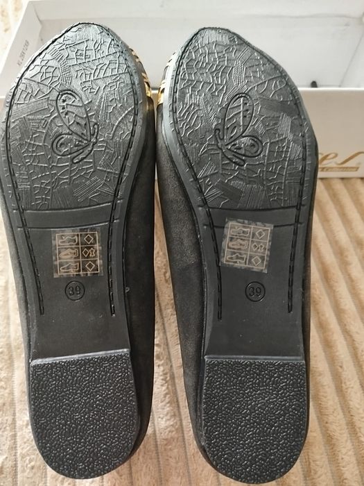 Czarne baletki , firmy Vices