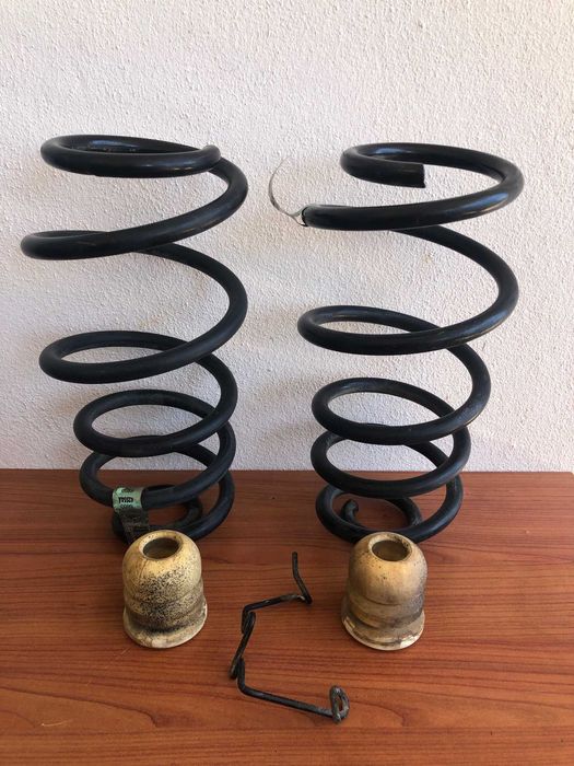 4 molas originais Jeep Wrangler JK (modelo 200cv)