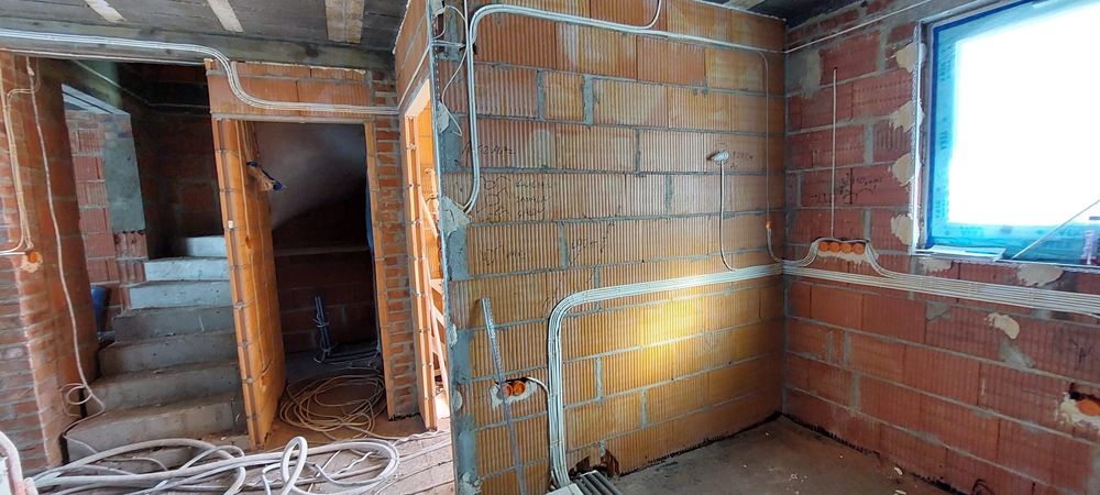 Usługi elektryczne, malowanie natryskowe