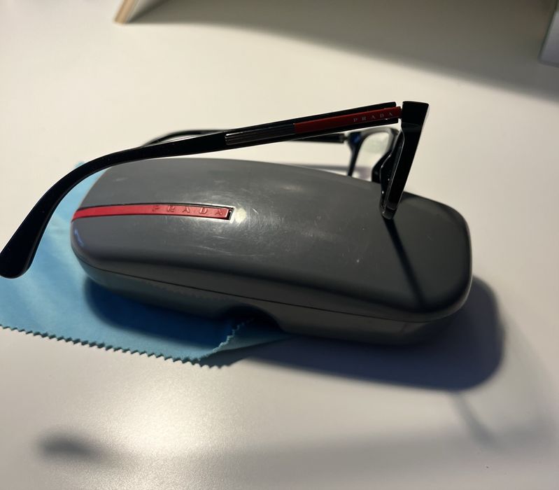 Óculos Prada VPS02C com lentes