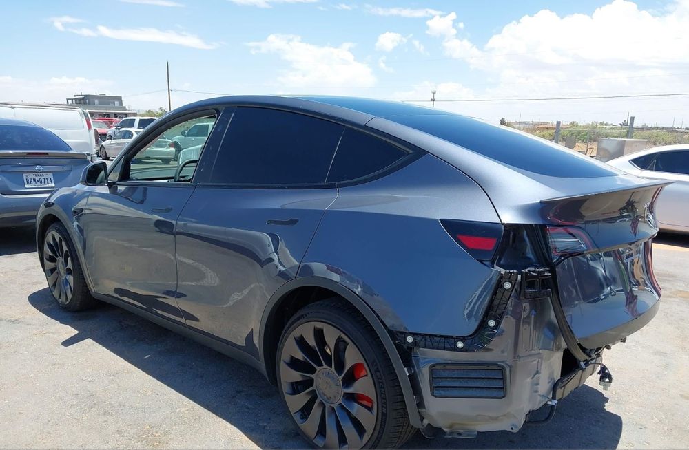 Разборка Tesla Model Y 2020-2025