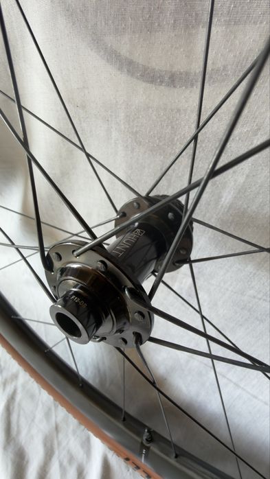 Rodas Carbono Gravel/Estrada
