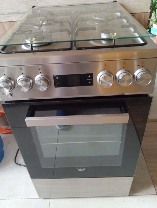 Kuchenka elektryczno gazowa