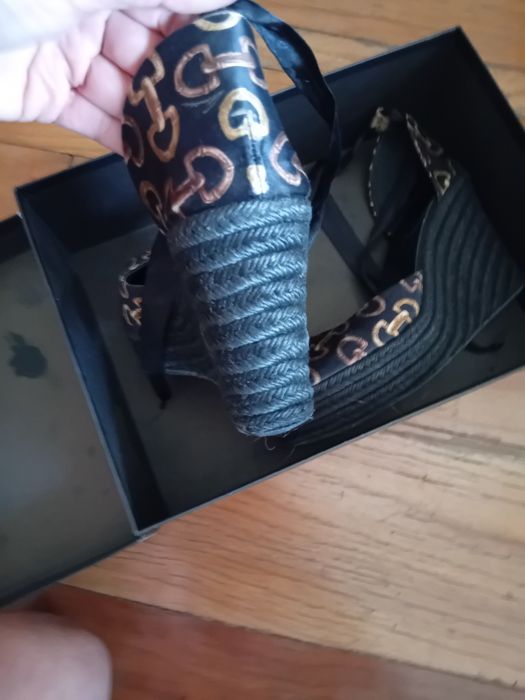Gucci oryginalne buty na koturnie z Włoch, 38