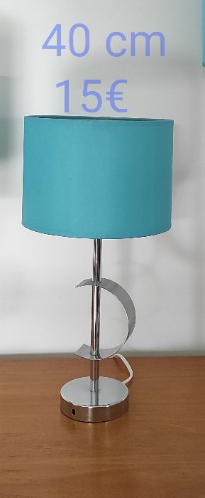 Candeeiros e Decorações em Azul