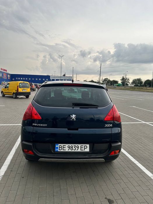 Peugeot 3008 2011