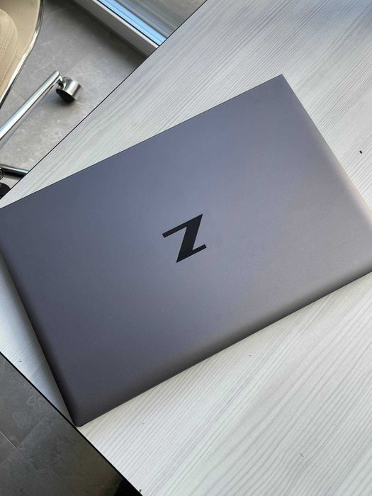 Потужна мобільна робоча станція HP ZBook 14 G7 у чудовому робочому стані. В наявності 30 штук.