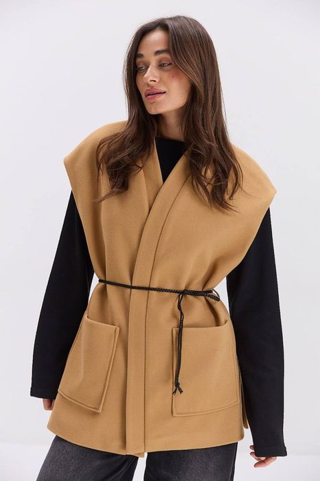 Жилет теплий коричневий