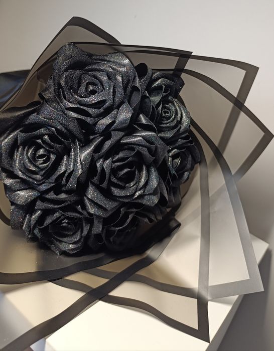 Bukiet 7 wiecznych róż