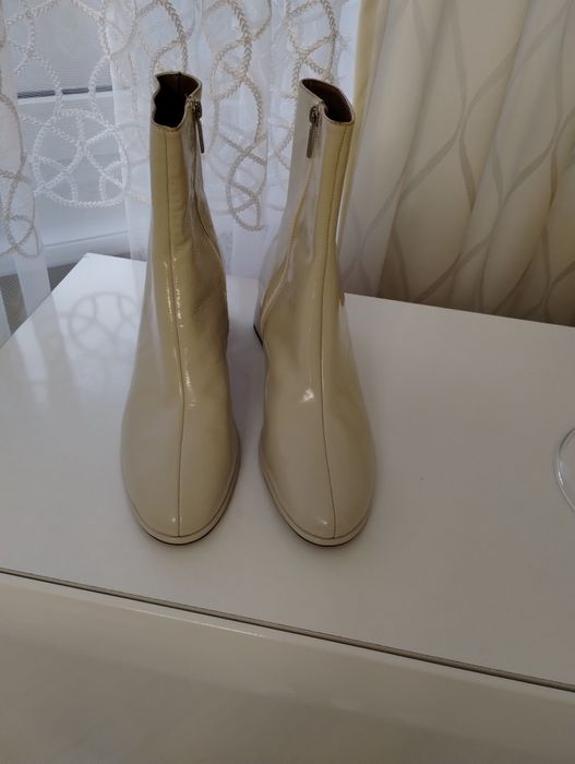 Botki damskie Minelli - nowe