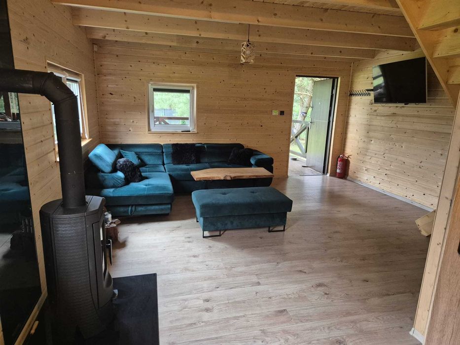 działka nad jeziorem Dramienko  z domkiem letniskowym