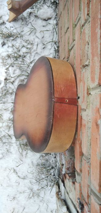 Акустическая гитара 6-струнная