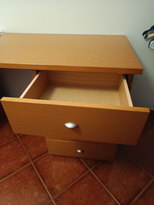 Secretaria de madeira