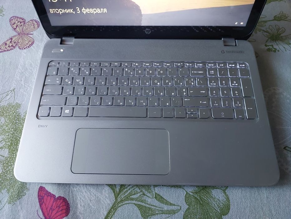 Ноутбук Hewlett Packard m6 Envy
