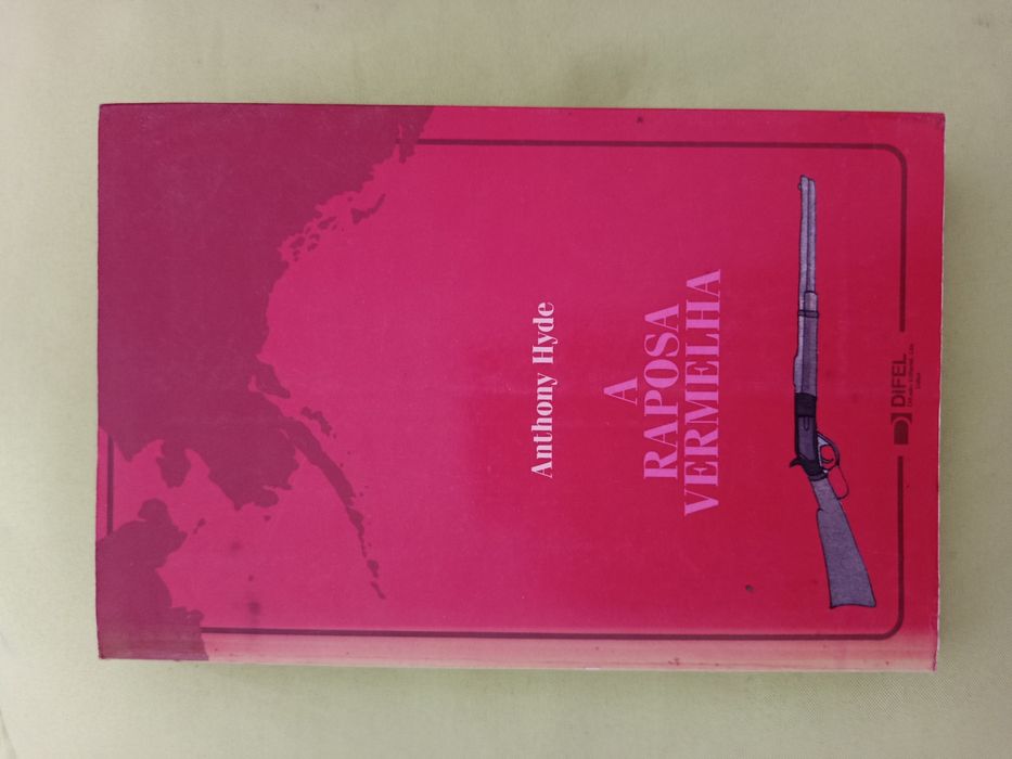 Lote dourado de 8 LIVROS ( II )