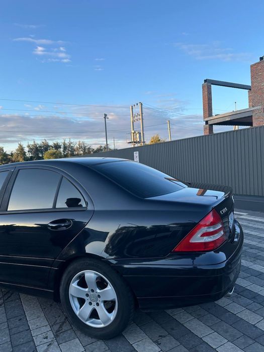 Mercedes-Benz C-Class 2006 VIN WDB2030461A920567 фото оголошення 4 з 24